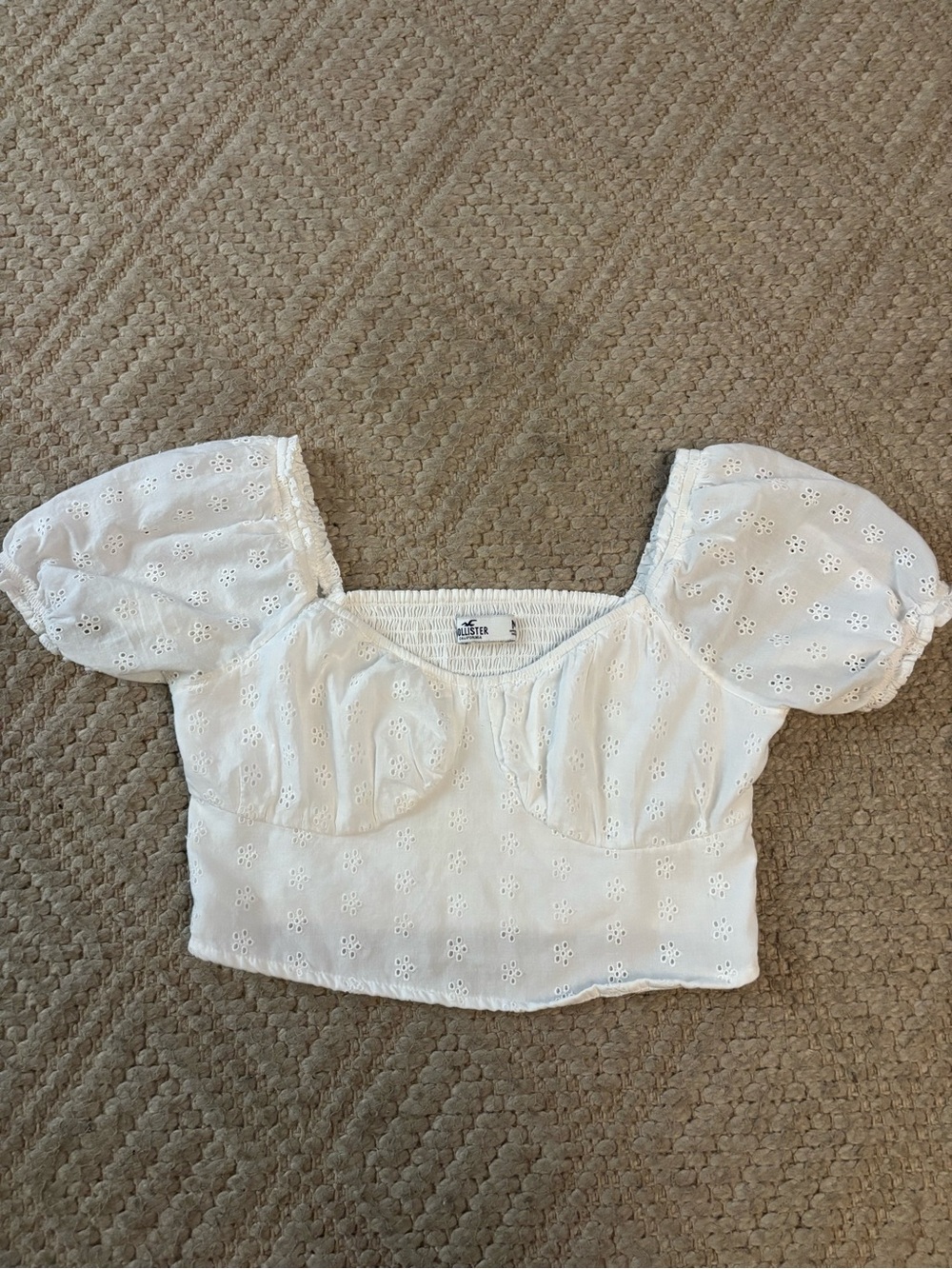 Hollister White Eyelet Puff-Sleeve Crop Top